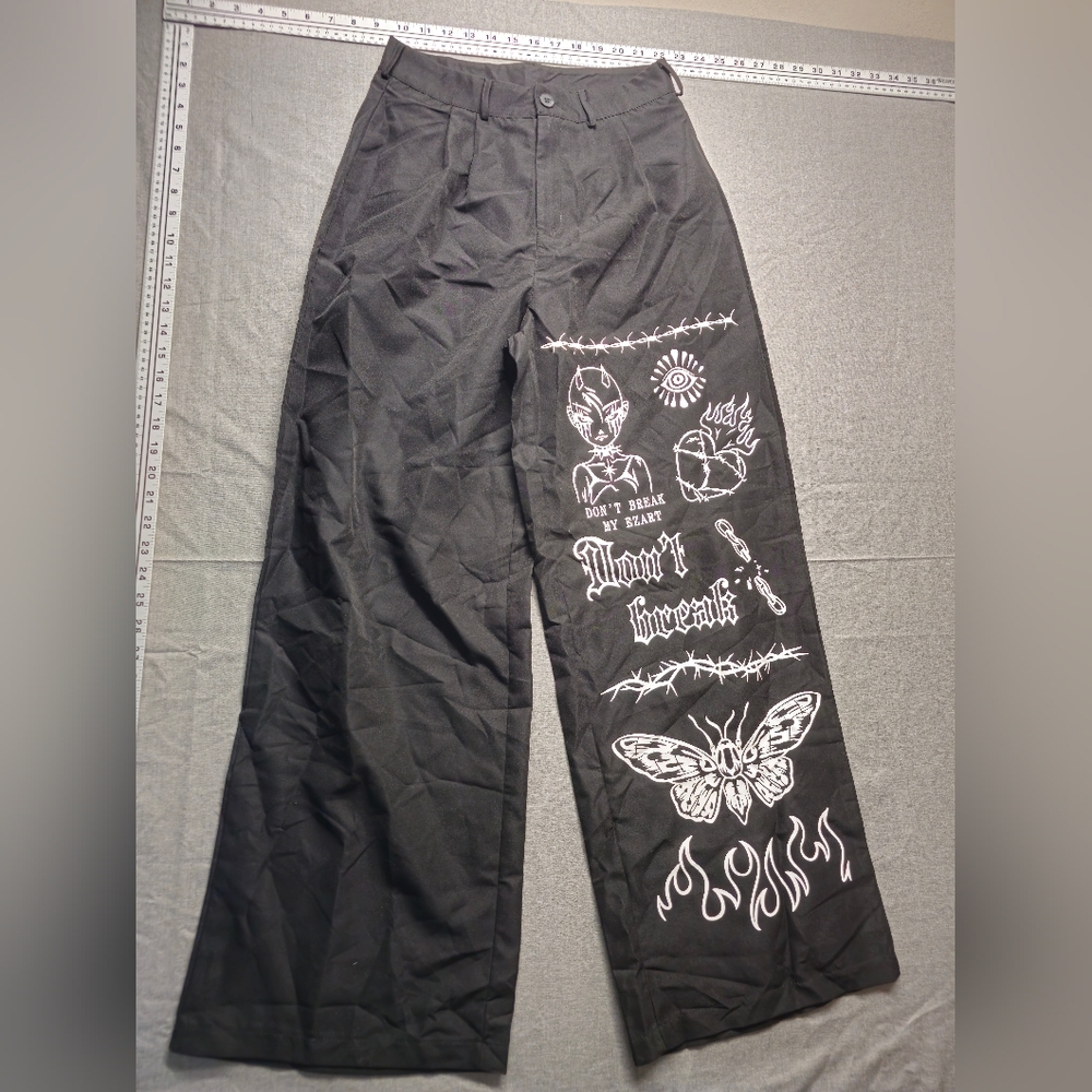 Street Life Butterfly & Letter Graphic Wide Leg Pants Small U.S. 4 womens - Picture 2 of 10